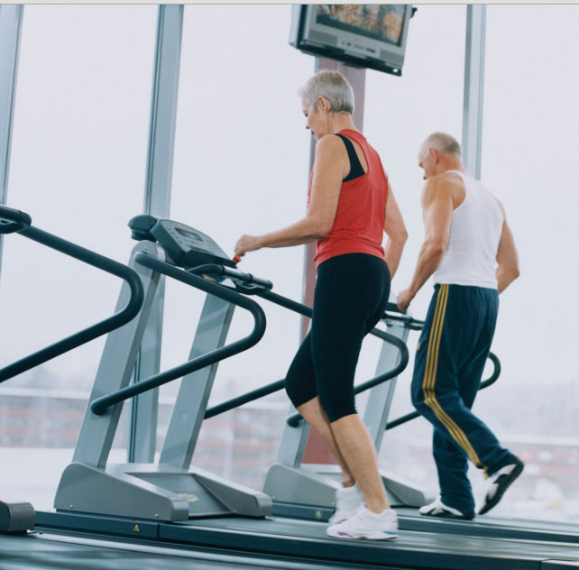 Loại máy tập thể dục nào tốt cho người già?