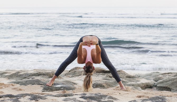 Cách  giảm nhức mỏi chân tay chân do các môn thể thao bằng yoga