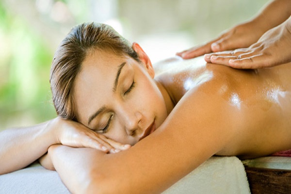 Massage sau sinh có những tác dụng gì?